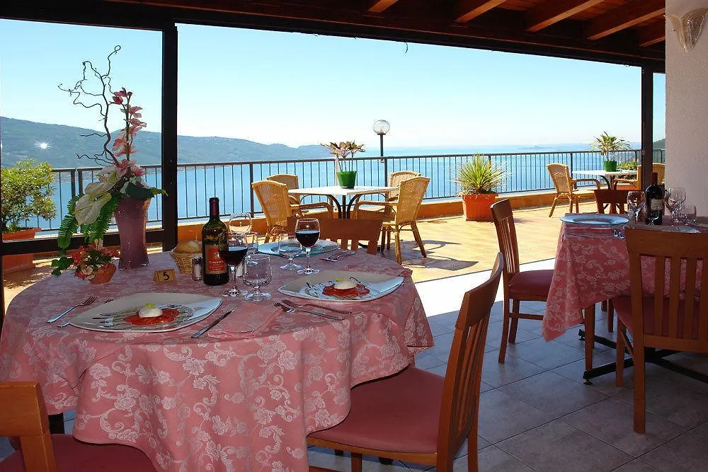 Park Hotel Zanzanu Tignale 4*,  Olaszország