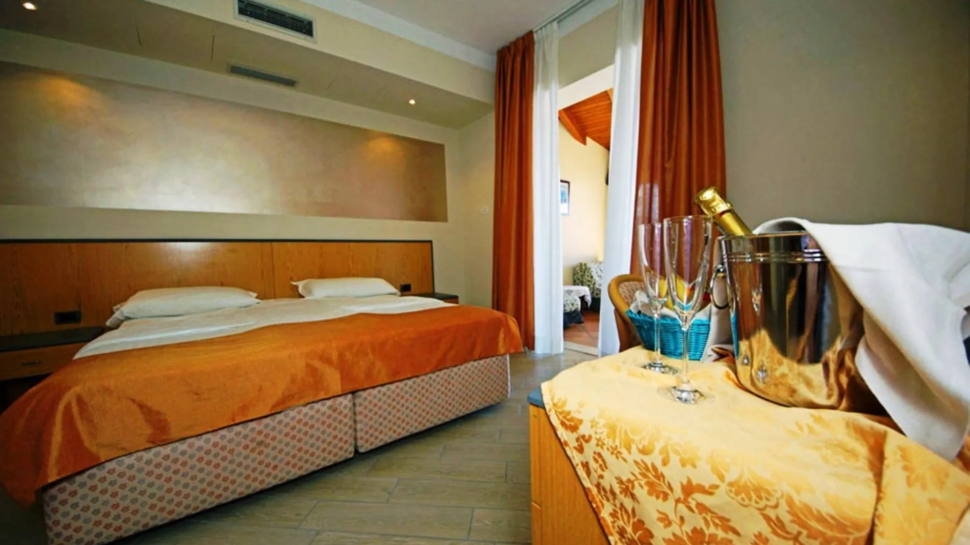Park Hotel Zanzanu Tignale 4*,